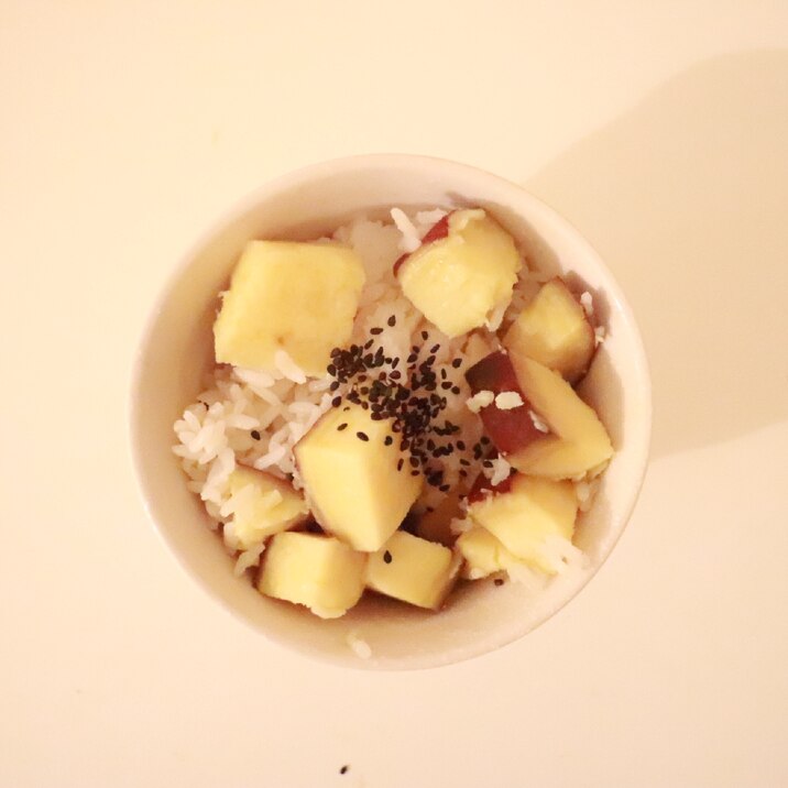 ダイエットにも最強 さつまいもご飯 レシピ 作り方 By ぺこまるさん 楽天レシピ